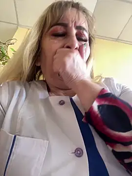 Irina2909xh online show from March 10, 2025, 10:04 am