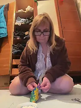 Irina2909xh online show from February 22, 2026, 1:29 am