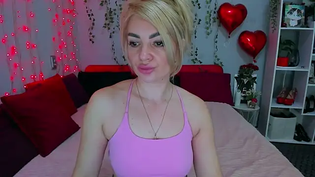 LunaBellucci online show from March 27, 2026, 8:09 am