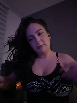 itsCassie online show from February 9, 2025, 9:17 pm