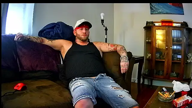 Livingpuddle online show from July 2, 2026, 8:04 pm