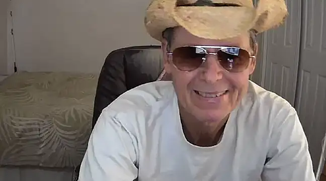 Snapshot of nakeedcowboi65 chatting on January 16, 2025, 7:20 pm nakeedcowboi65 online show from January 16, 2025, 7:20 pm