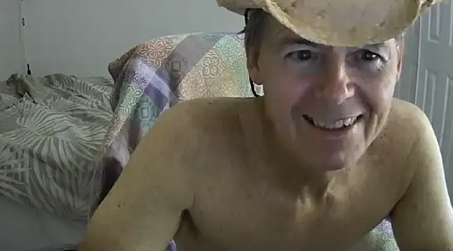 Snapshot of nakeedcowboi65 chatting on January 28, 2025, 4:29 am nakeedcowboi65 online show from January 28, 2025, 4:29 am