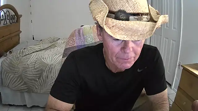 Snapshot of nakeedcowboi65 chatting on February 9, 2025, 9:06 pm nakeedcowboi65 online show from February 9, 2025, 9:06 pm