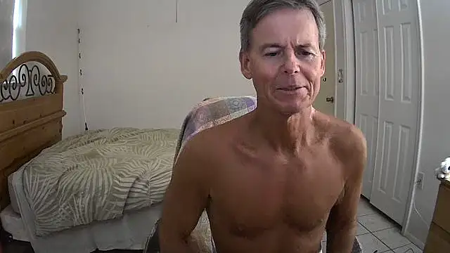 Snapshot of nakeedcowboi65 chatting on September 15, 2025, 11:43 am nakeedcowboi65 online show from September 15, 2025, 11:43 am