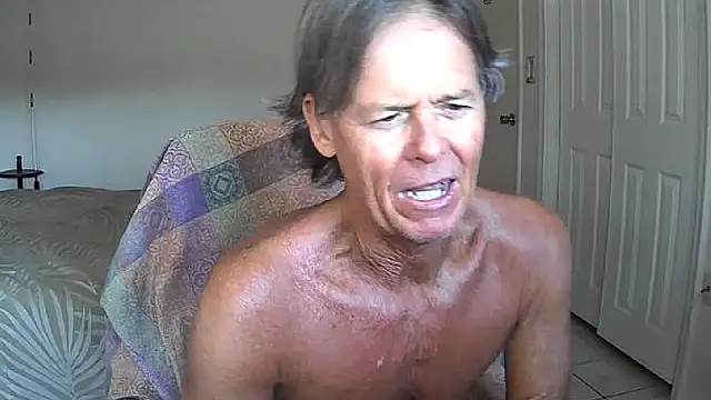 nakeedcowboi65 online show from May 16, 2026, 12:18 am