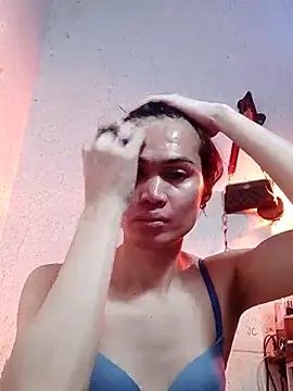 Snapshot of QueenSoreal chatting on February 24, 2025, 4:58 pm QueenSoreal online show from February 24, 2025, 4:58 pm