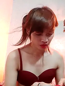 Snapshot of QueenSoreal chatting on March 7, 2025, 7:49 pm QueenSoreal online show from March 7, 2025, 7:49 pm