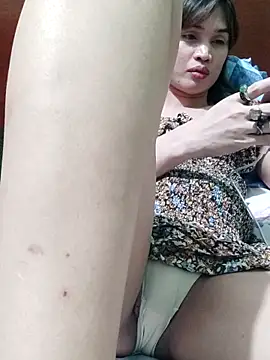 Snapshot of QueenSoreal chatting on February 20, 2026, 3:01 pm QueenSoreal online show from February 20, 2026, 3:01 pm