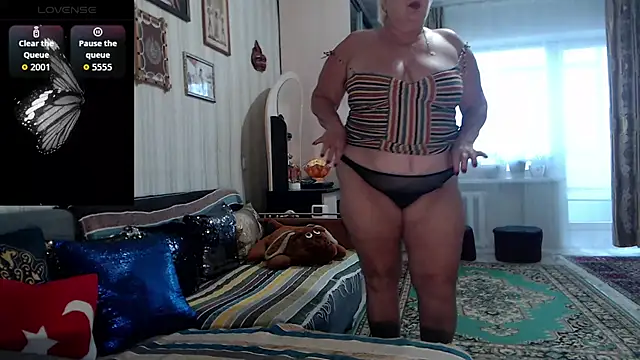 Jane Lewis online show from November 19, 2025, 8:36 am