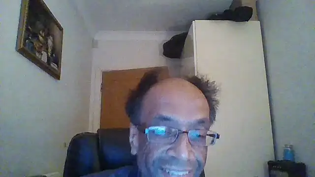 rauncher1 online show from November 16, 2025, 10:59 pm