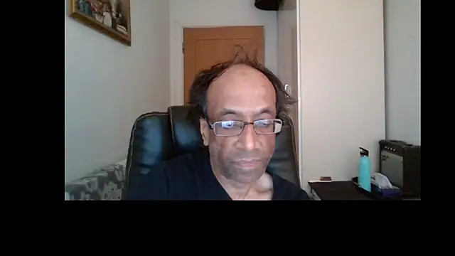 Snapshot of rauncher1 chatting on July 8, 2026, 10:20 am rauncher1 online show from July 8, 2026, 10:20 am