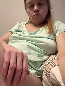 Susanel online show from February 23, 2025, 8:49 am