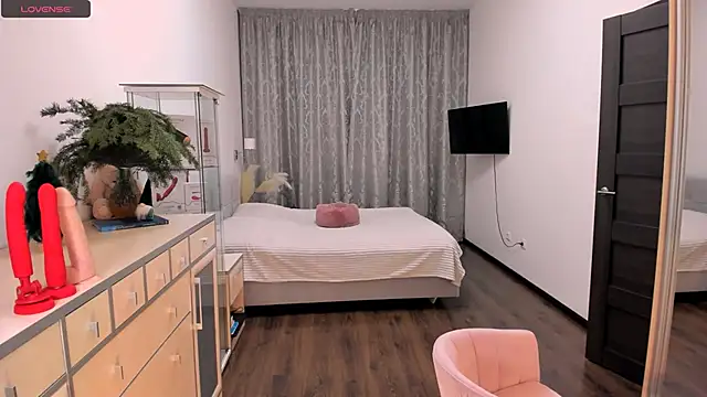 Bianca lala online show from December 15, 2024, 1:00 pm