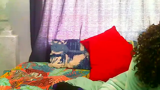 Snapshot of freaky_naughty chatting on January 17, 2025, 2:28 pm freaky naughty online show from January 17, 2025, 2:28 pm