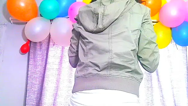 Snapshot of freaky_naughty chatting on January 18, 2025, 12:36 pm freaky naughty online show from January 18, 2025, 12:36 pm