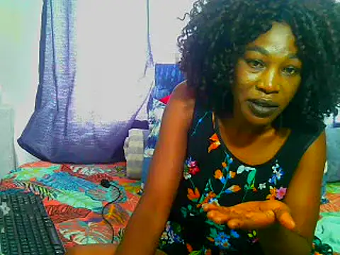 Snapshot of freaky_naughty chatting on March 1, 2025, 12:12 pm freaky naughty online show from March 1, 2025, 12:12 pm
