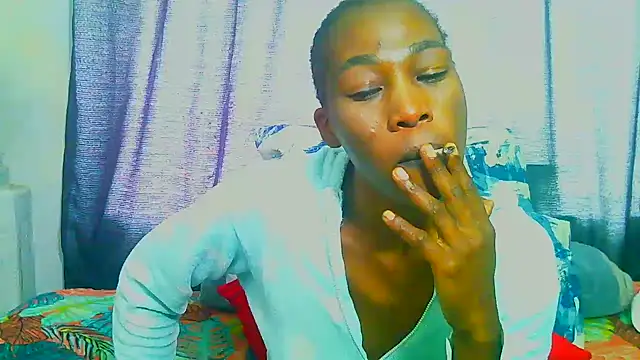 Snapshot of freaky_naughty chatting on March 17, 2025, 10:27 am freaky naughty online show from March 17, 2025, 10:27 am