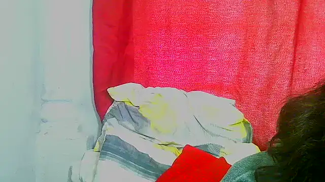 Snapshot of freaky_naughty chatting on December 2, 2025, 1:39 pm freaky naughty online show from December 2, 2025, 1:39 pm