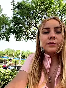 Brittanyrosexx online show from September 12, 2025, 8:53 pm