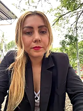 Brittanyrosexx online show from October 2, 2025, 1:18 pm