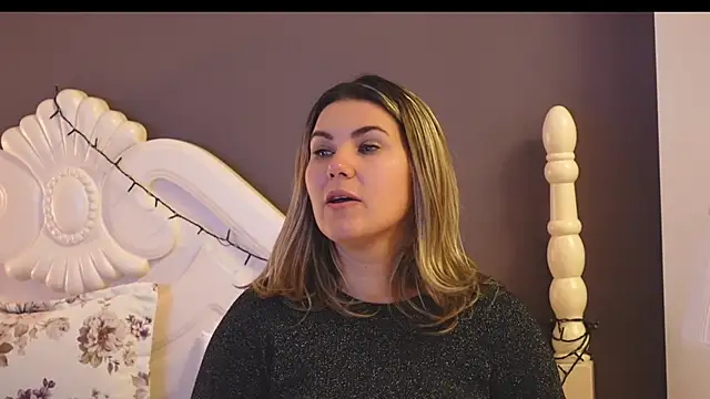 FeliciaKrige online show from January 7, 2025, 3:14 am
