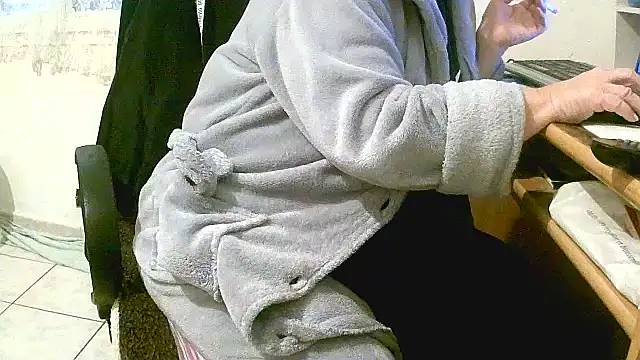 douceur63 online show from December 22, 2024, 11:33 am