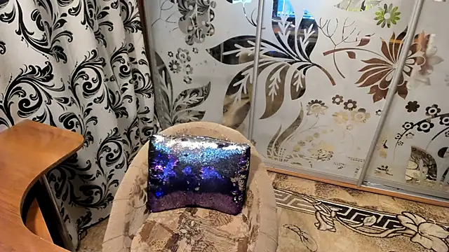 EVILENSA online show from October 19, 2025, 1:56 pm