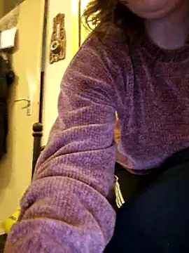 Snapshot of Cutegirlforyou chatting on March 19, 2025, 6:57 am Cutegirlforyou online show from March 19, 2025, 6:57 am