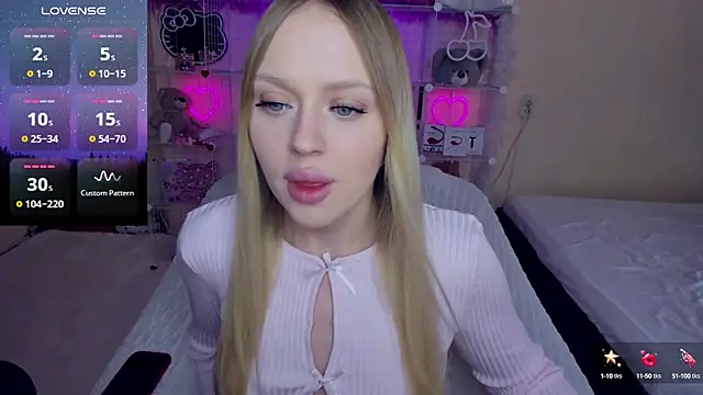 Snapshot of ElinOceanX chatting on February 28, 2025, 1:36 pm ElinOceanX online show from February 28, 2025, 1:36 pm
