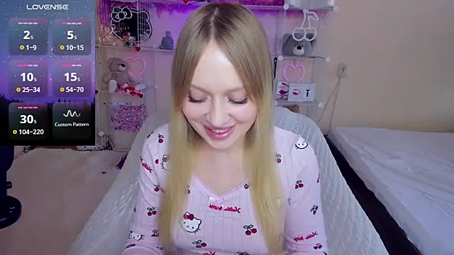 Snapshot of ElinOceanX chatting on March 7, 2025, 6:13 am ElinOceanX online show from March 7, 2025, 6:13 am
