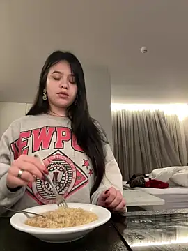 kiarafonseca  online show from October 8, 2025, 12:30 am