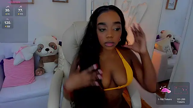 Snapshot of zobe_love chatting on January 15, 2025, 7:44 pm zobe love online show from January 15, 2025, 7:44 pm