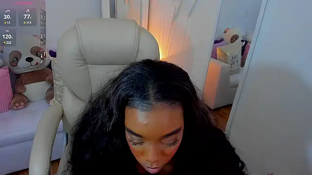 Snapshot of zobe_love chatting on January 18, 2025, 3:20 am zobe love online show from January 18, 2025, 3:20 am