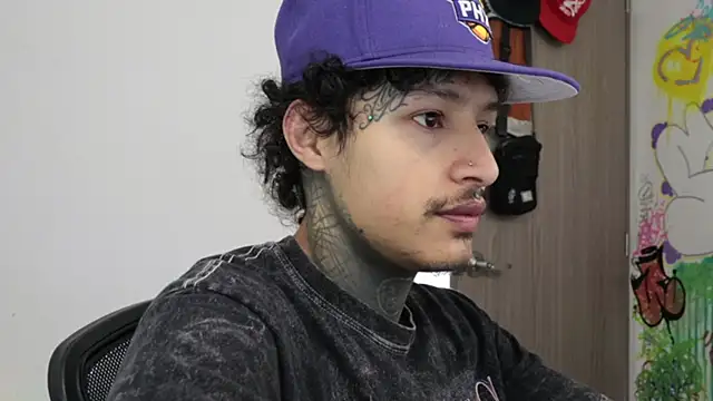 Snapshot of trieone chatting on February 10, 2026, 1:15 pm trieone online show from February 10, 2026, 1:15 pm