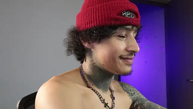 trieone online show from April 18, 2026, 4:27 am