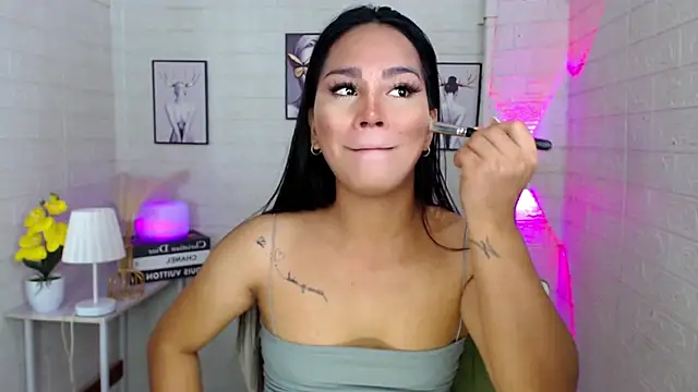 urnaughtydolly69 online show from September 22, 2025, 4:42 pm