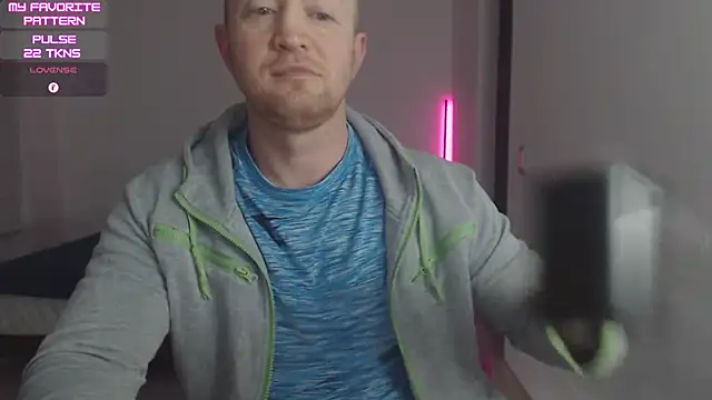 kevintyler69 online show from April 17, 2026, 1:30 am