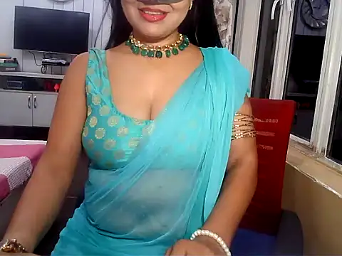 Snapshot of yourradhika chatting on October 30, 2025, 5:46 pm yourradhika online show from October 30, 2025, 5:46 pm