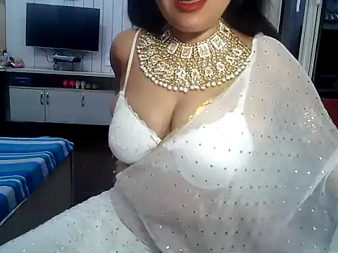 Snapshot of yourradhika chatting on November 30, 2025, 8:13 pm yourradhika online show from November 30, 2025, 8:13 pm