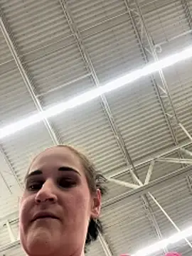 lolabunny9 online show from January 31, 2026, 7:11 pm