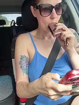 lolabunny9 online show from March 28, 2026, 3:55 pm