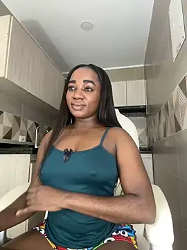 cristaaalclocks1 online show from February 26, 2025, 4:45 pm