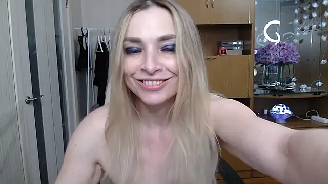 Mika Passion online show from January 29, 2025, 3:04 pm