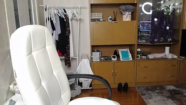 Mika Passion online show from October 11, 2025, 7:56 pm