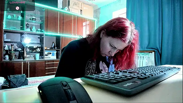 pa1e pr1ncess online show from February 8, 2025, 12:17 pm