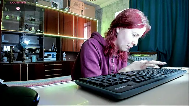 pa1e pr1ncess online show from March 12, 2025, 9:34 am