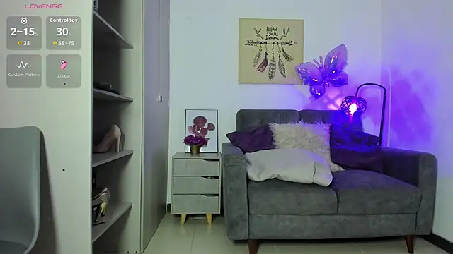 samantha hot20 online show from November 11, 2025, 12:38 pm