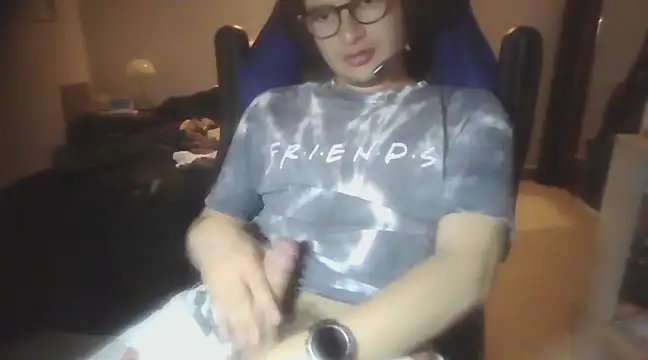 GEKO0 online show from February 17, 2025, 1:36 am