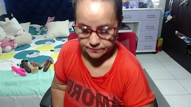 pervert mommy  online show from February 28, 2026, 12:39 pm